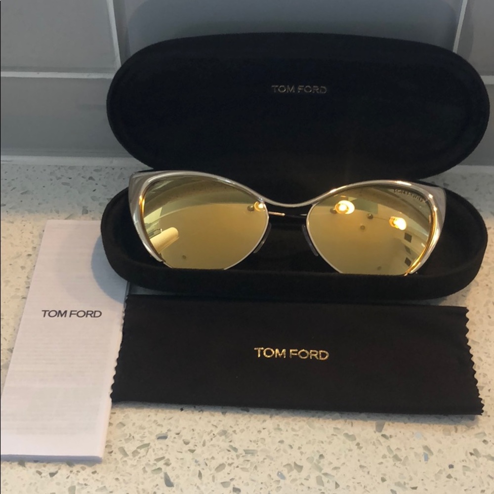 TOM FORD Nastaya Gold Sunglasses w/ case TF304